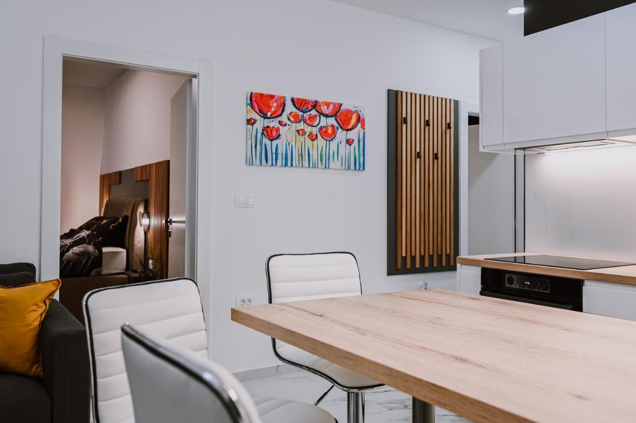 Apartmán Old Square Rijeka Exteriér fotografie