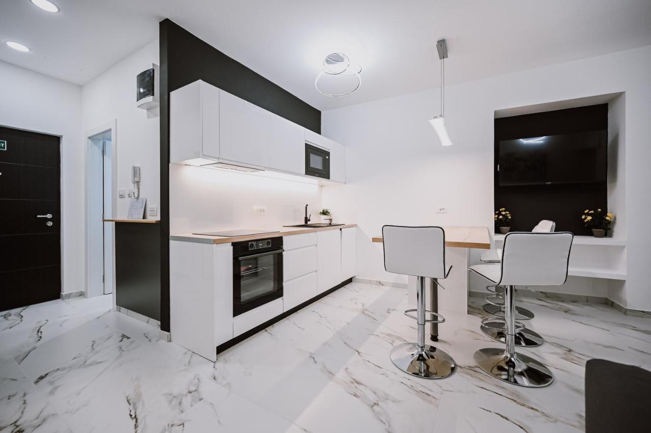 Apartmán Old Square Rijeka Exteriér fotografie
