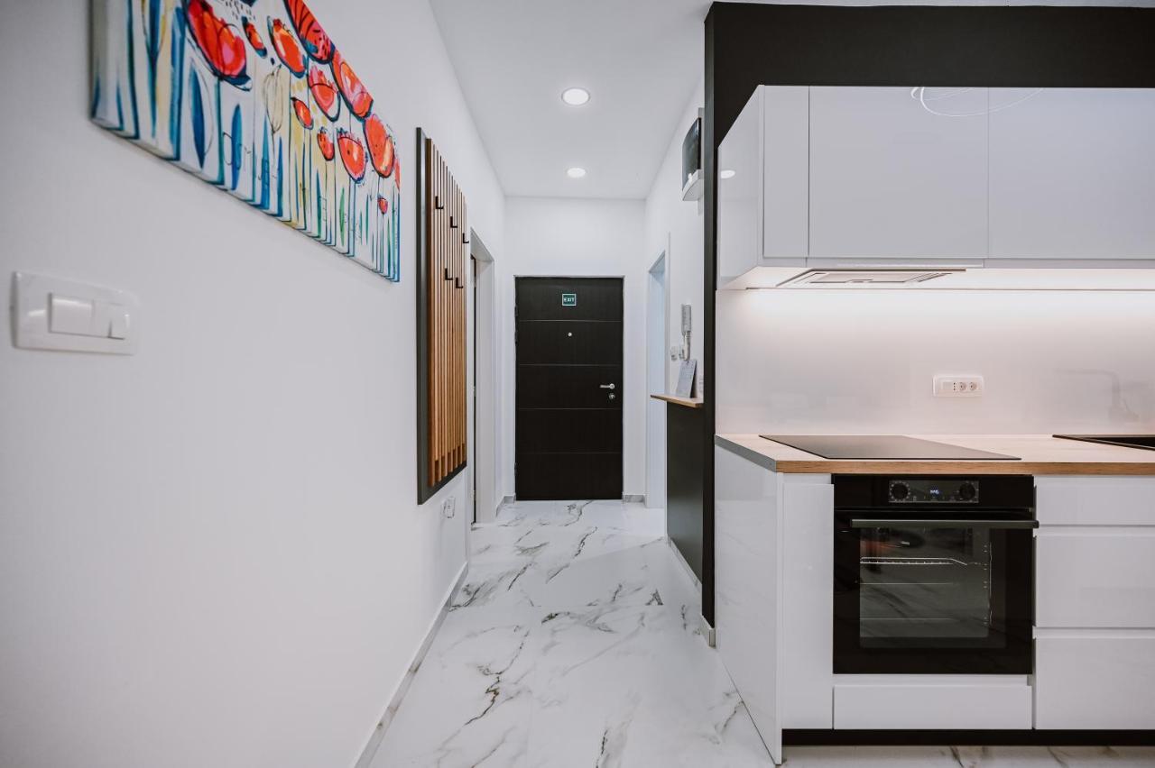 Apartmán Old Square Rijeka Exteriér fotografie