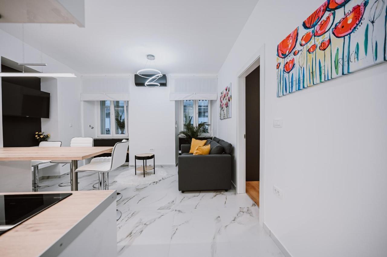 Apartmán Old Square Rijeka Exteriér fotografie