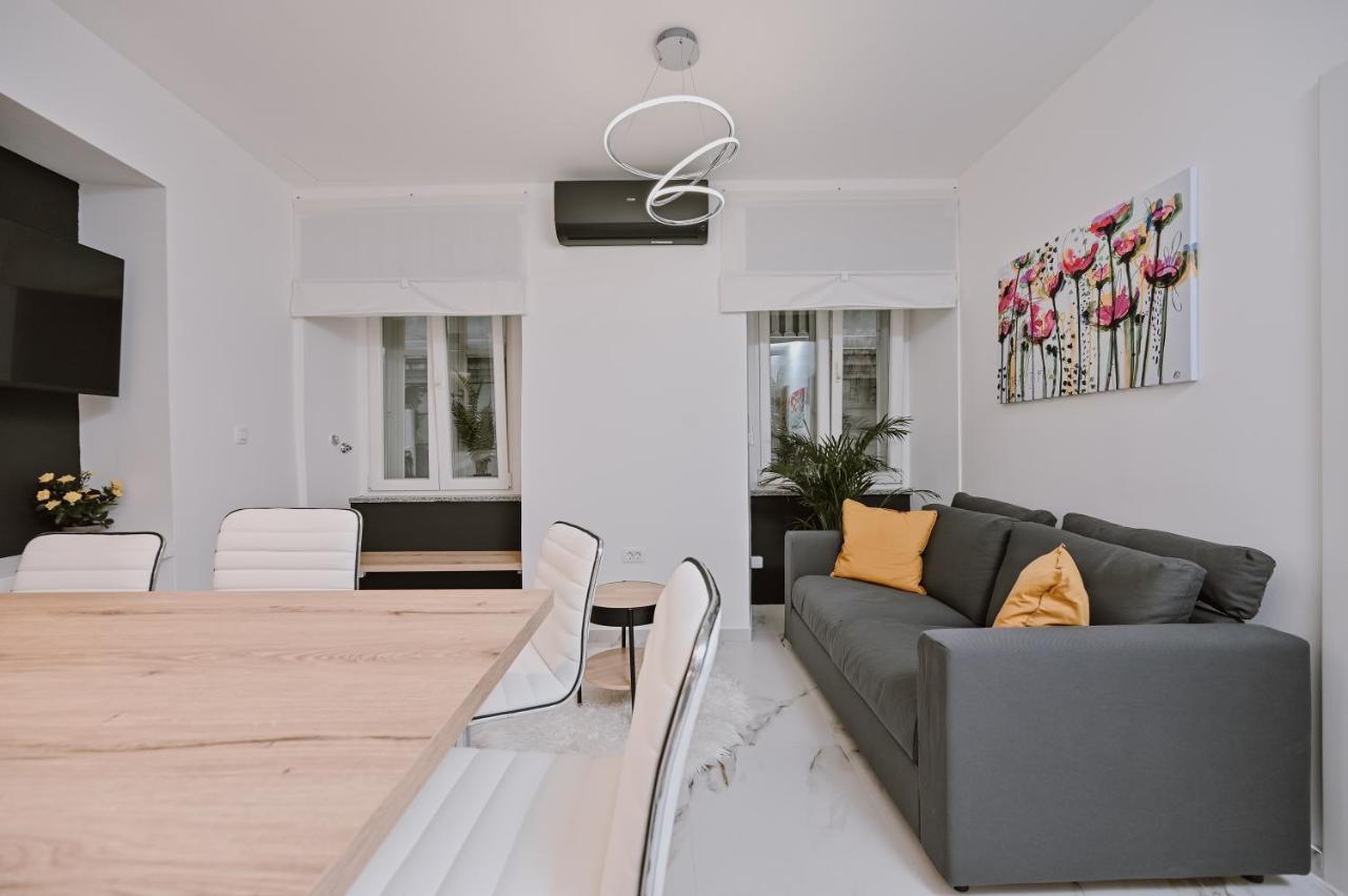 Apartmán Old Square Rijeka Exteriér fotografie
